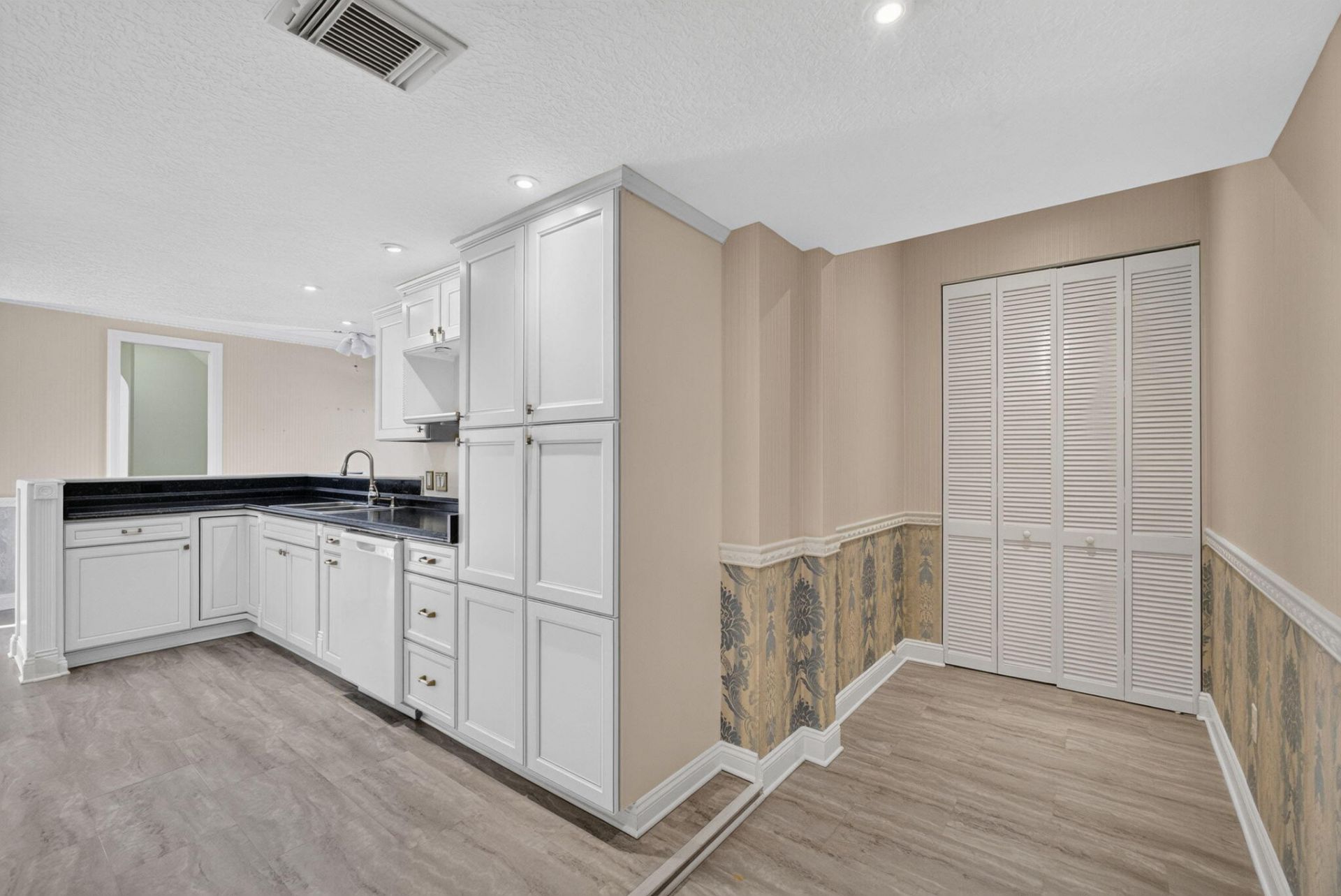 10248 Heronwood Lane, West Palm Beach, FL 33412 Photo
