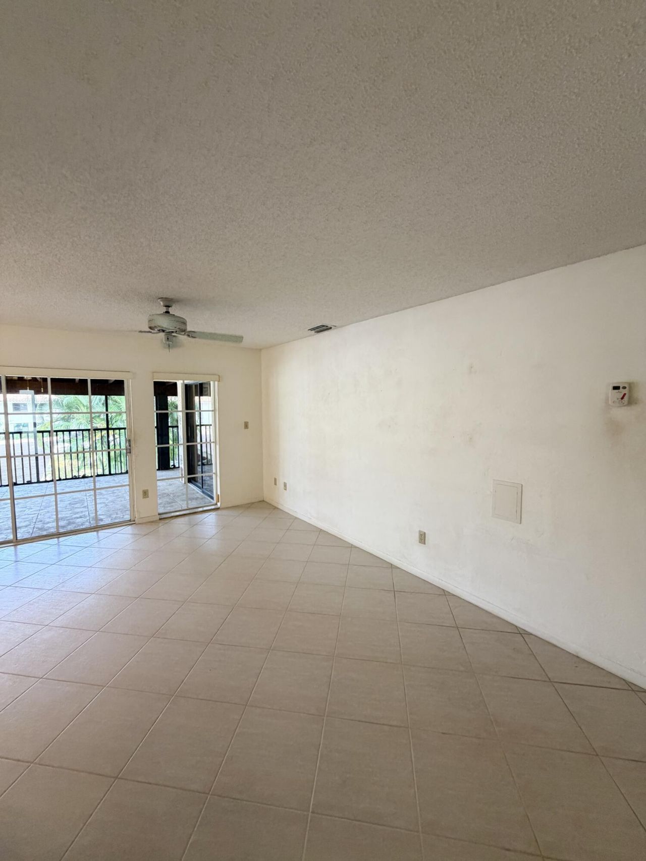 40 Pelican Pointe Drive, Unit 205, Delray Beach, FL 33483 Photo