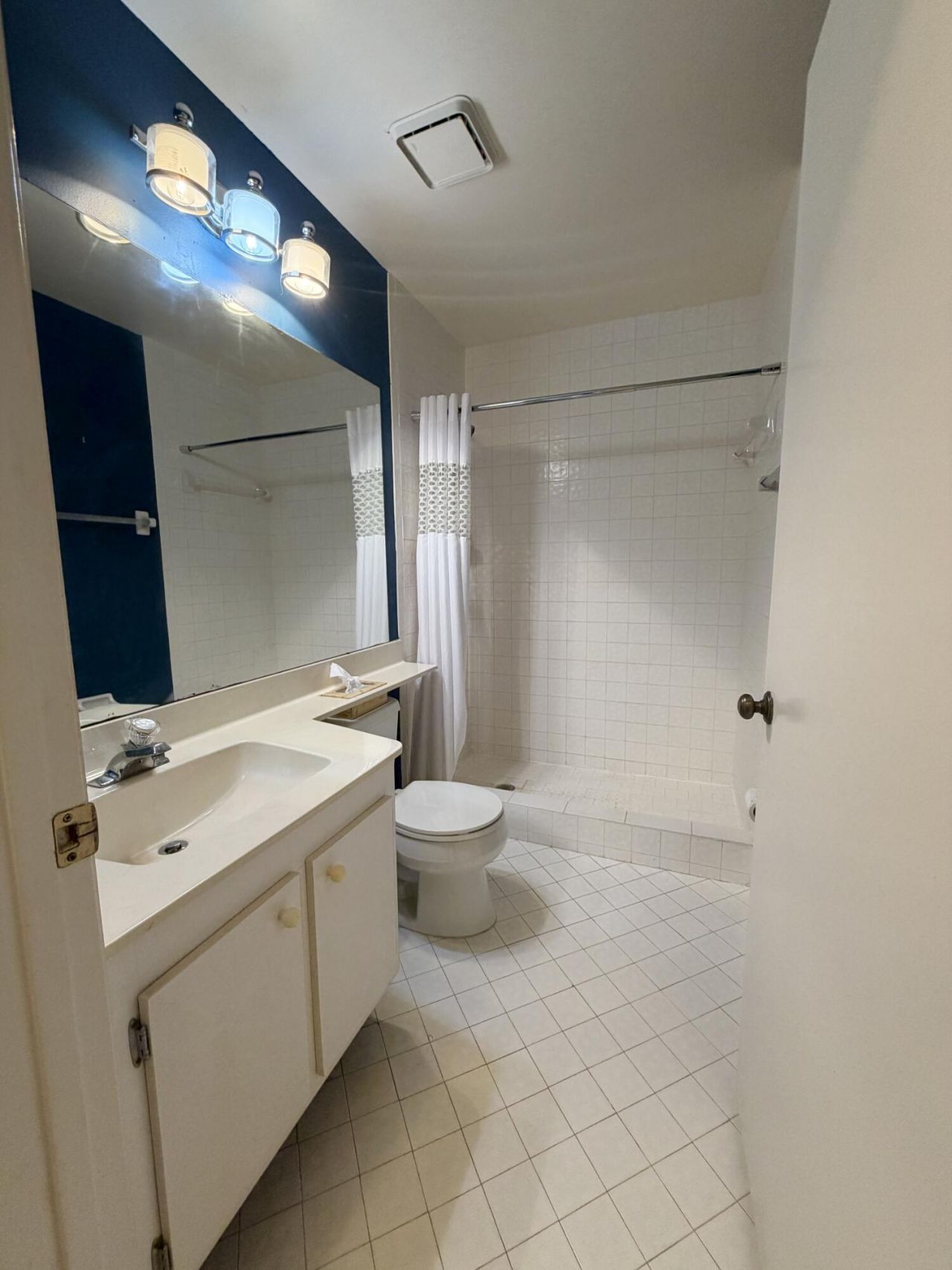 40 Pelican Pointe Drive, Unit 205, Delray Beach, FL 33483 Photo