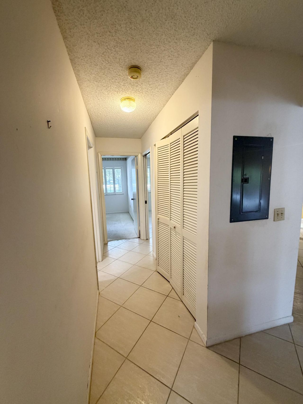 40 Pelican Pointe Drive, Unit 205, Delray Beach, FL 33483 Photo