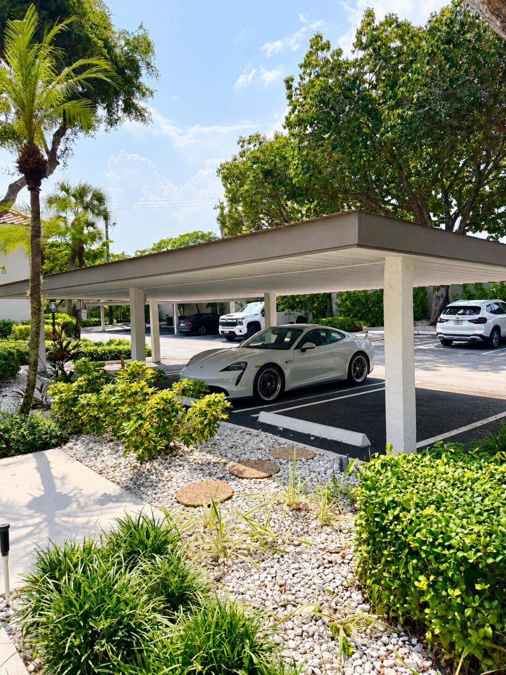 40 Pelican Pointe Drive, Unit 205, Delray Beach, FL 33483 Photo