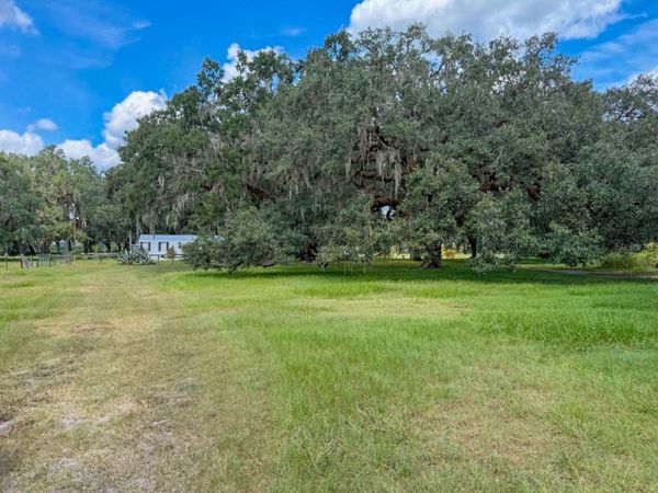 2531 CR 546A , BUSHNELL, FL 33513