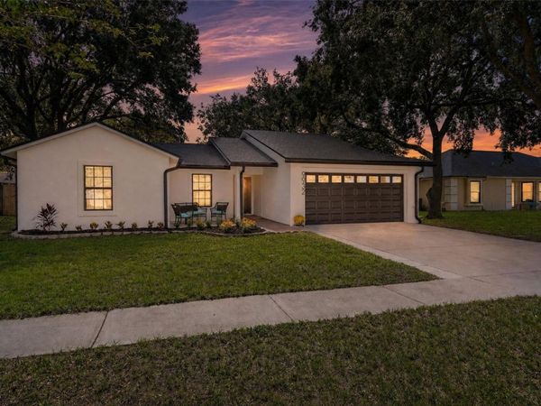 9932 EARLSTON STREET , ORLANDO, FL 32817