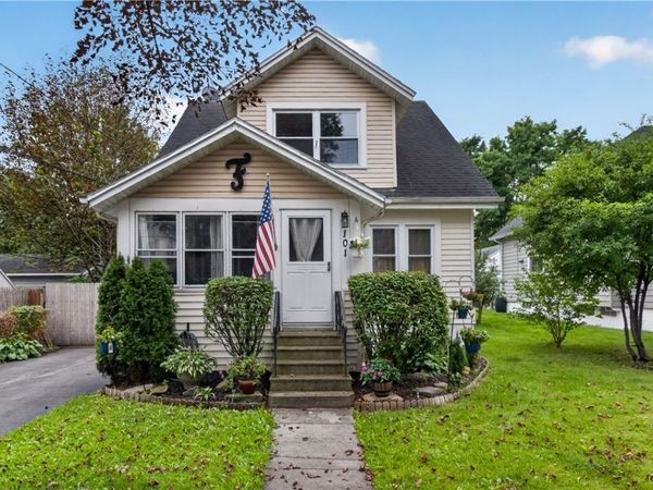 101 W Irving Street, East Syracuse, NY 13057
