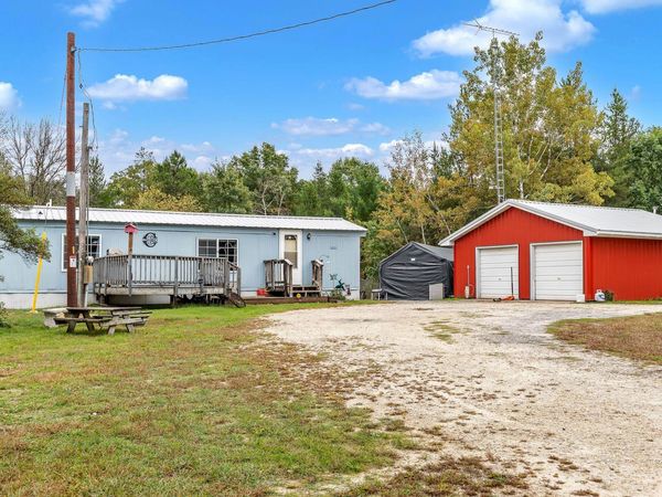1668 10th Avenue, Friendship, WI 53934