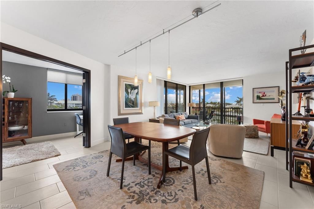 10482 Gulf Shore Dr , Unit 221, Naples, FL 34108 Photo