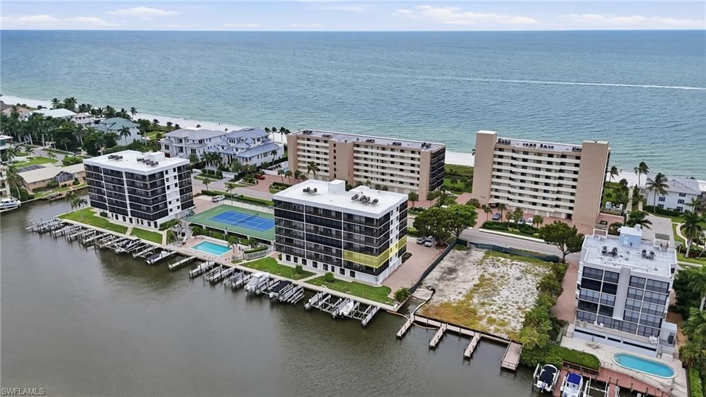10482 Gulf Shore Dr , Unit 221, Naples, FL 34108 Photo