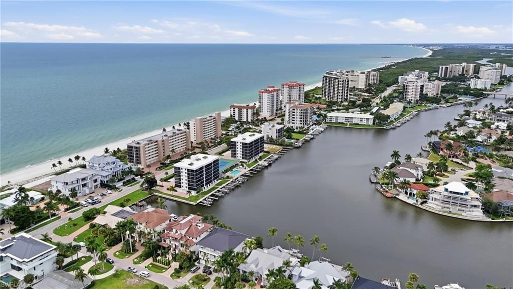 10482 Gulf Shore Dr , Unit 221, Naples, FL 34108 Photo
