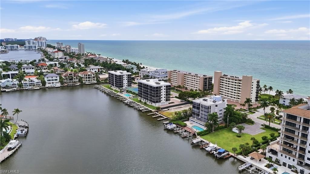 10482 Gulf Shore Dr , Unit 221, Naples, FL 34108 Photo