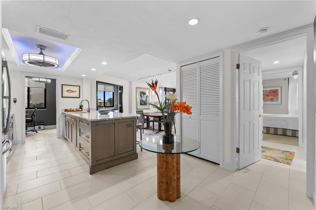10482 Gulf Shore Dr , Unit 221, Naples, FL 34108 Photo