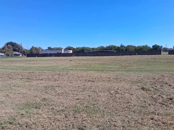 716 SE 5th Street, Anadarko, OK 73005