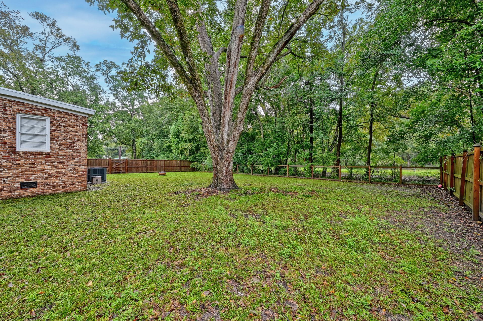 633 Gahagan Road Photo 35