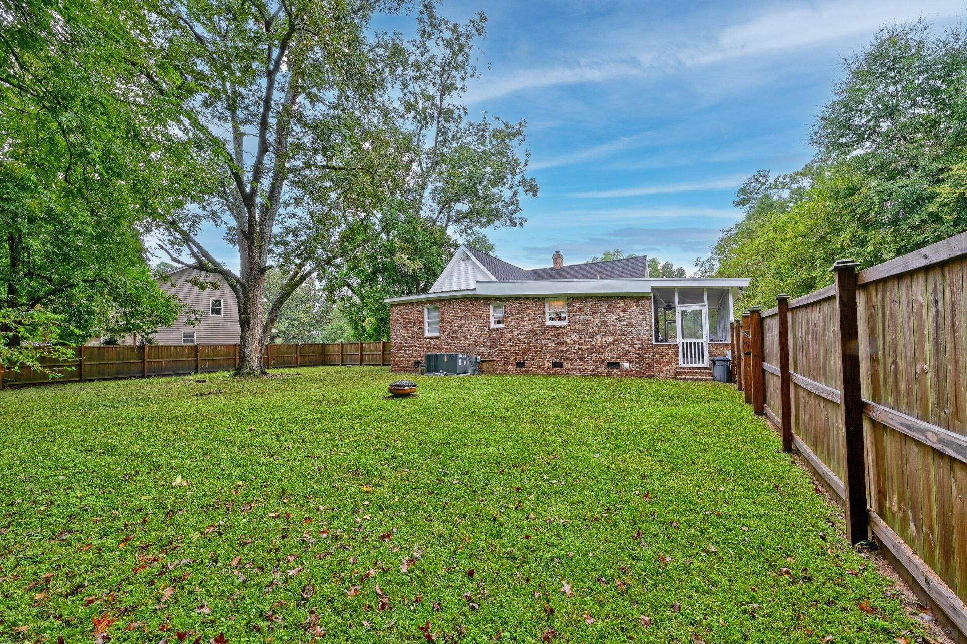 633 Gahagan Road Photo 9