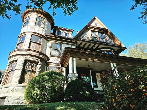 213 E East Main Street , Hancock, NY 13783