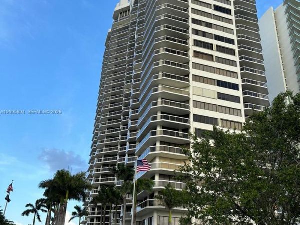 20185 E Country Club Dr , Unit 2406, Aventura, FL 33180