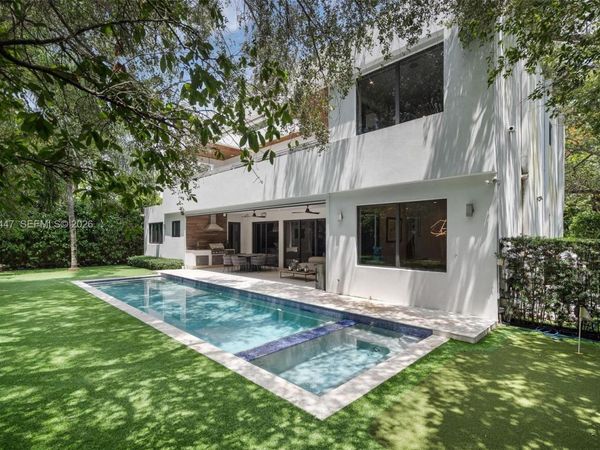 1760 Chucunantah Rd , Miami, FL 33133