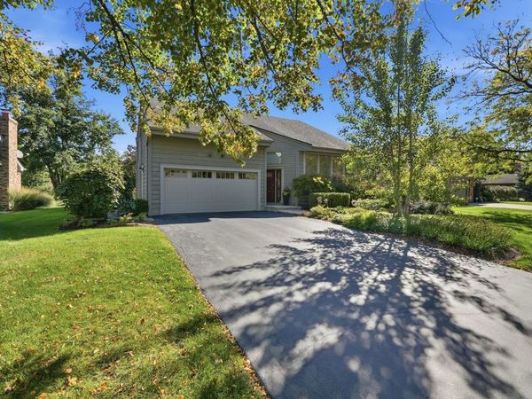 8361 Clynderven Road, Burr Ridge, IL 60527