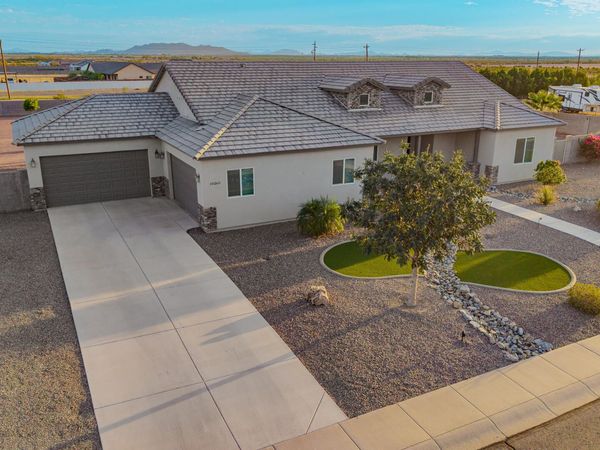 10265 W APPALOOSA Trail, Casa Grande, AZ 85194
