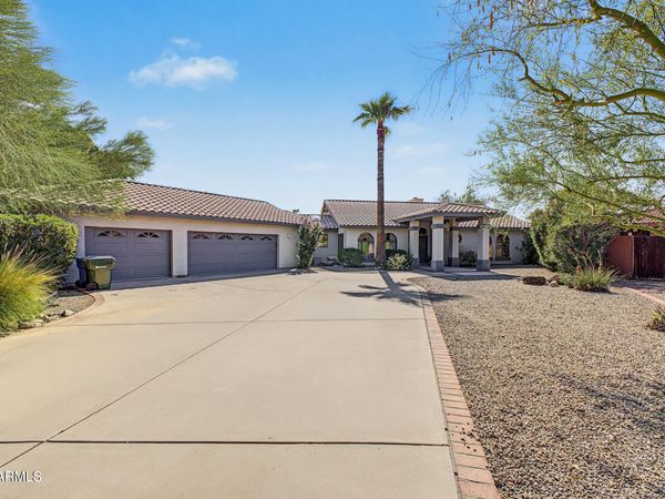 15016 N 10TH Street, Phoenix, AZ 85022