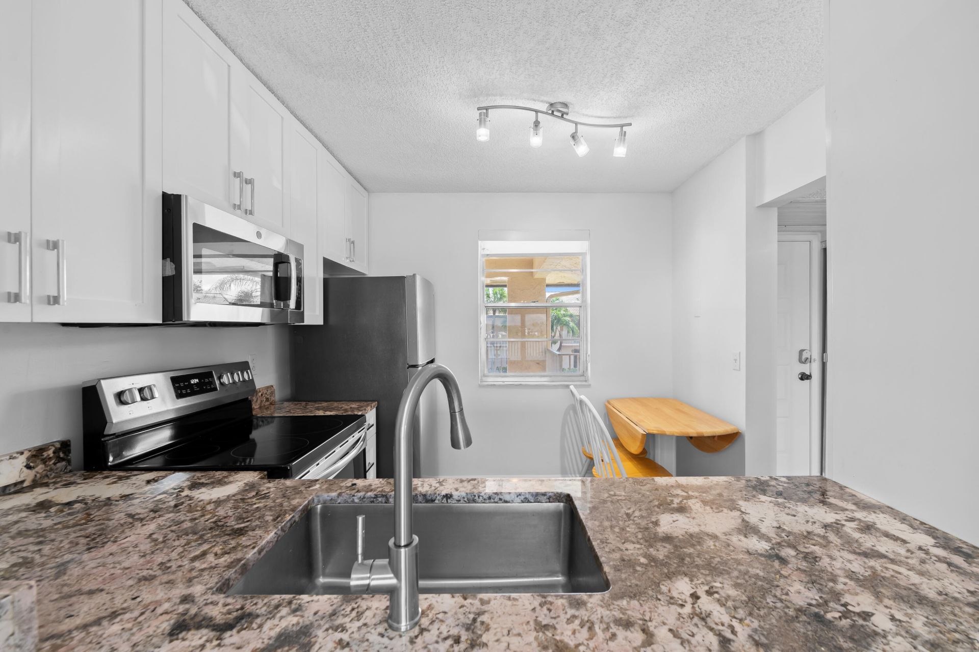 5510 Lakeside Drive, Unit 201, Margate, FL 33063 Photo