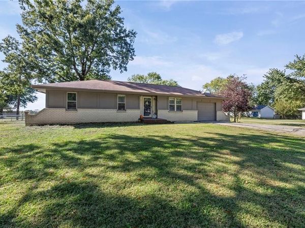903 Oak Street, Overbrook, KS 66524