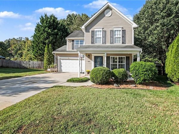 160 Rockbridge Court, Kernersville, NC 27284