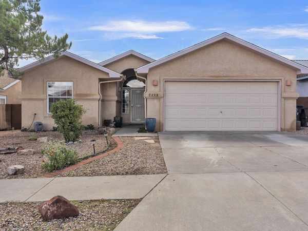 7208 Way Cross Avenue NW, Albuquerque, NM 87120