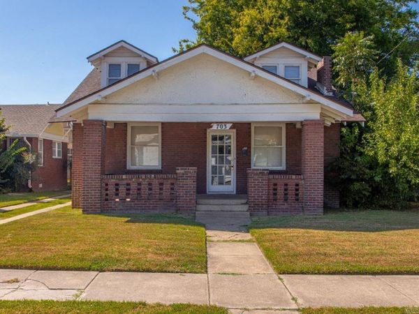 703 Willow St , North Little Rock, AR 72114