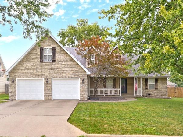 521 E Halsey Street, Republic, MO 65738