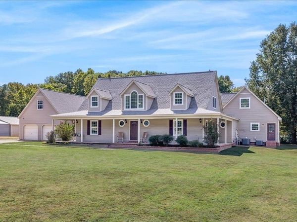 9465 PLEASANT RIDGE RD, Lakeland, TN 38002