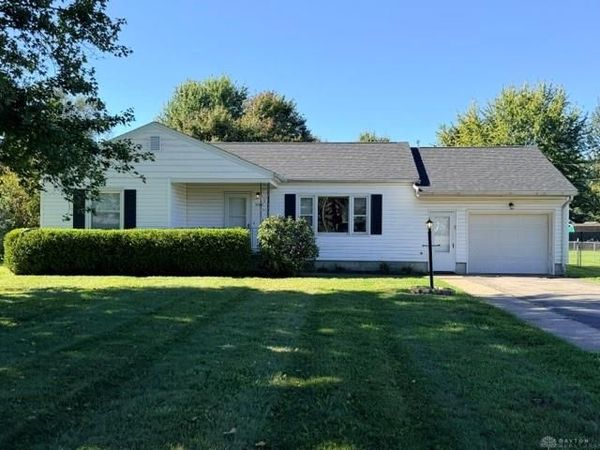1744 Wayne Road, Wilmington, OH 45177