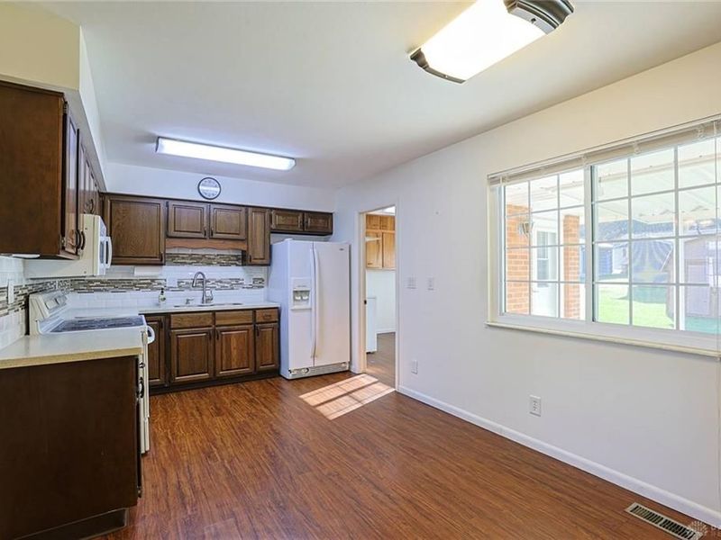 467 Redbud Lane, Xenia, OH 45385 Photo 6