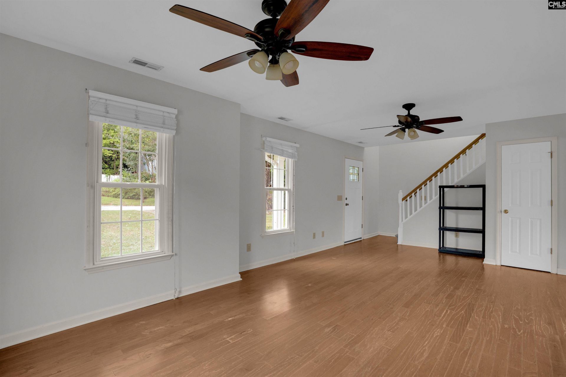 245 Braewick Road Photo 6
