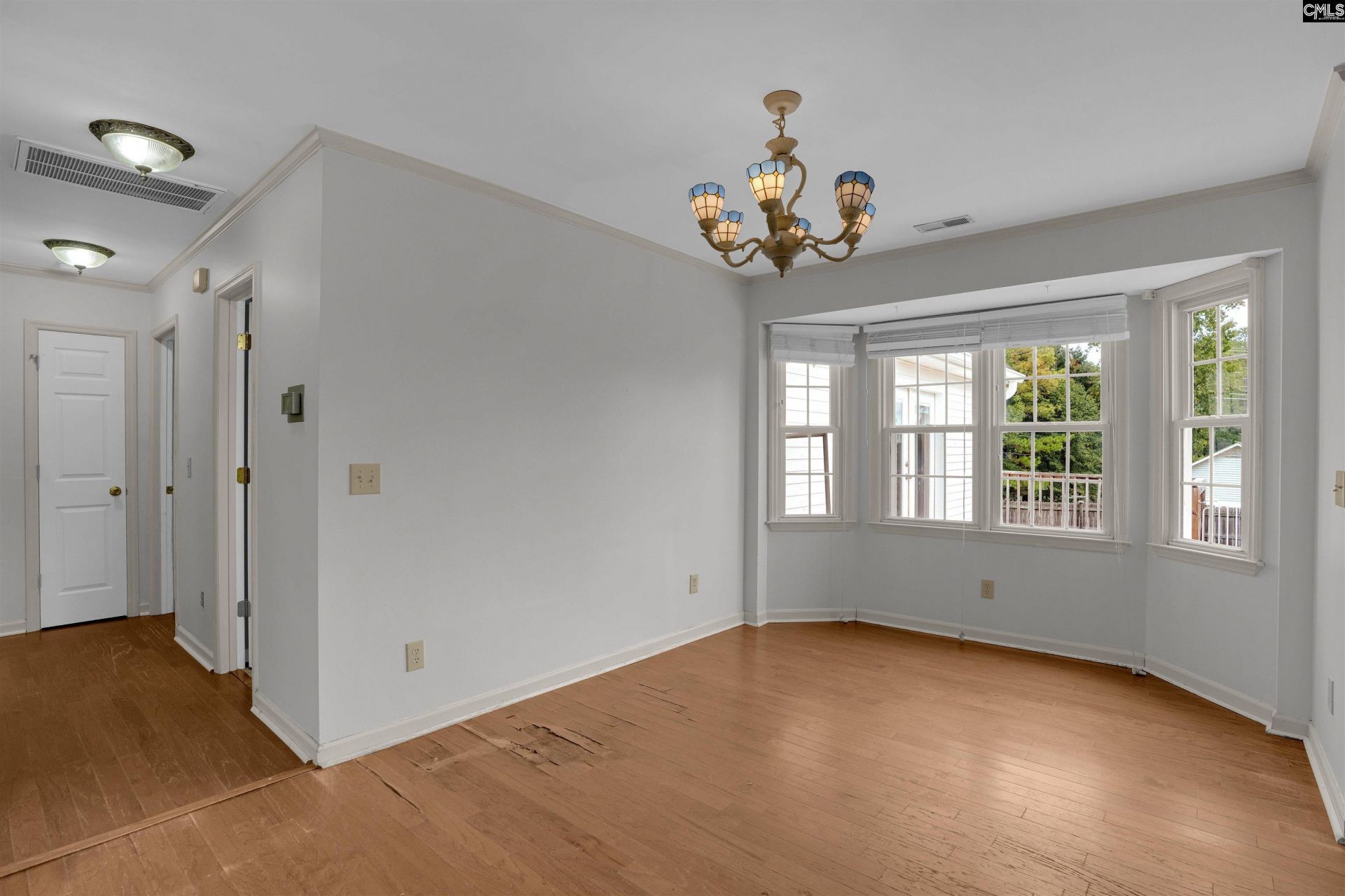 245 Braewick Road Photo 8
