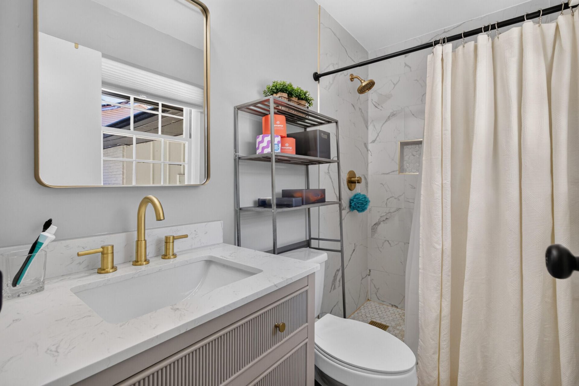 3333 Stonehaven Photo 19