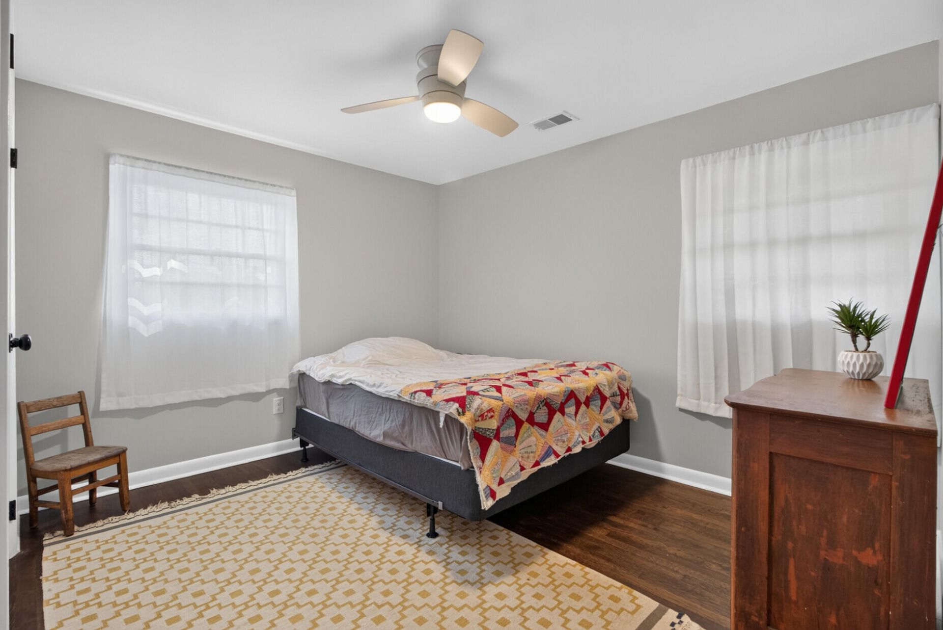 3333 Stonehaven Photo 21