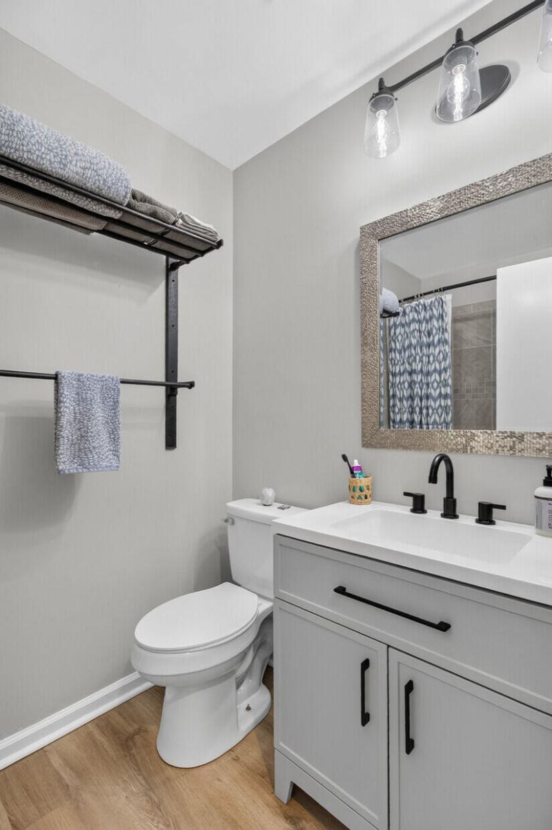 3333 Stonehaven Photo 22