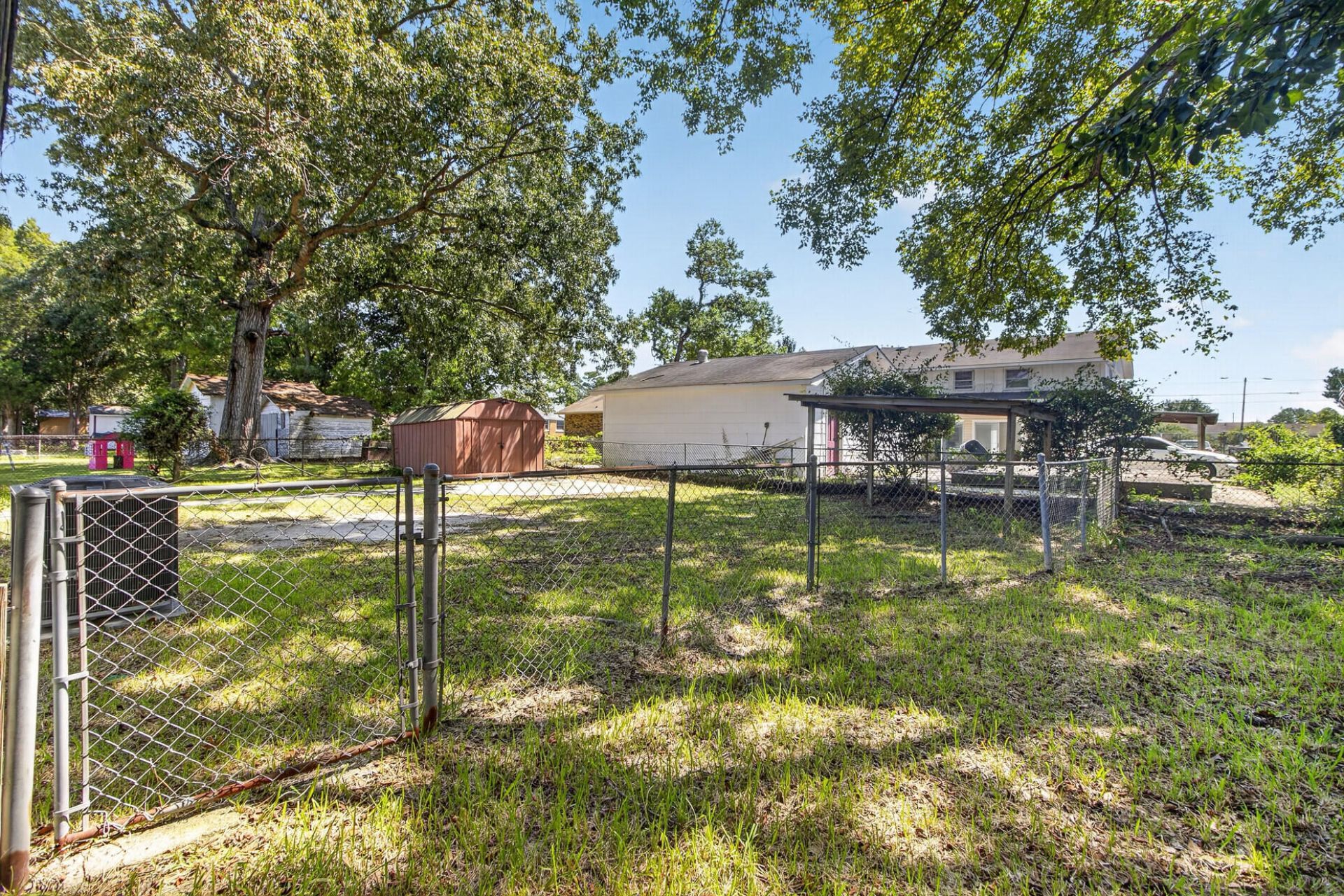 3333 Stonehaven Photo 29