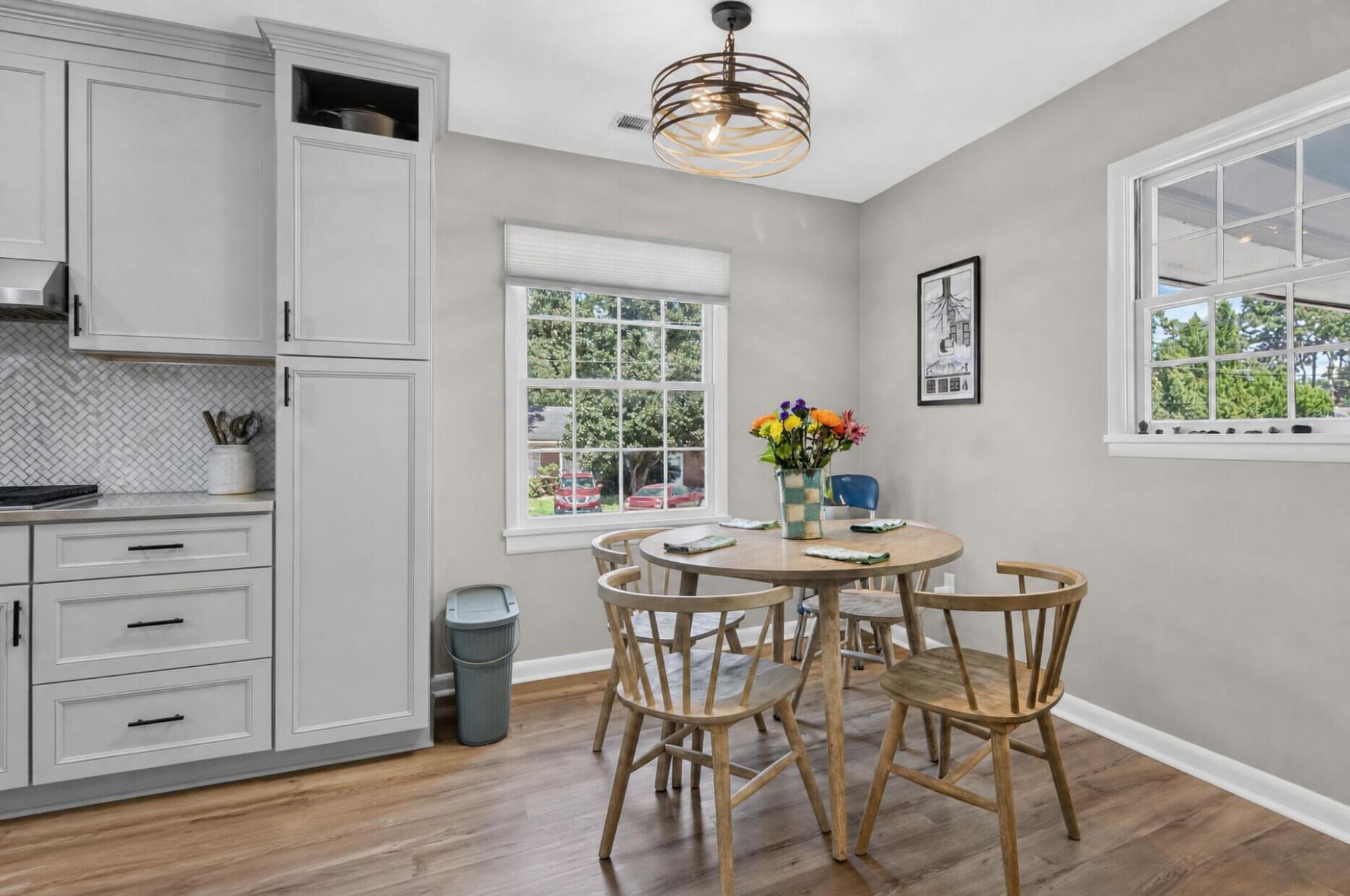 3333 Stonehaven Photo 7