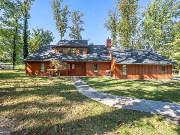 533 PUGH ROAD, WAYNE, PA 19087