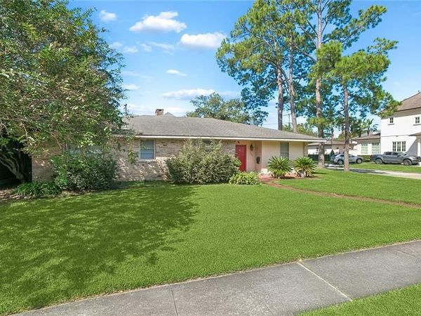 200 SYCAMORE Drive, Metairie, LA 70005