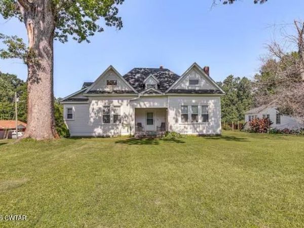 1011 N Highland Avenue , Jackson, TN 38301