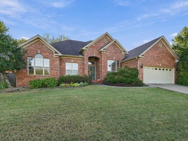 4815 Dover Lane, Conway, AR 72034