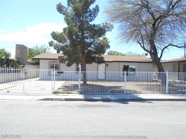 1209 Reynolds Avenue , North Las Vegas, NV 89030