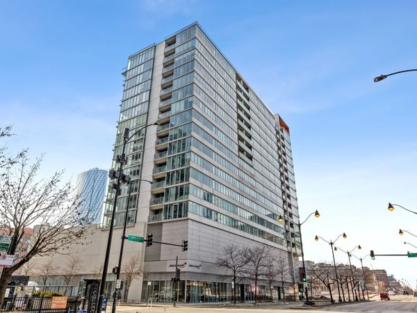 659 W Randolph Street , Unit 909, Chicago, IL 60661
