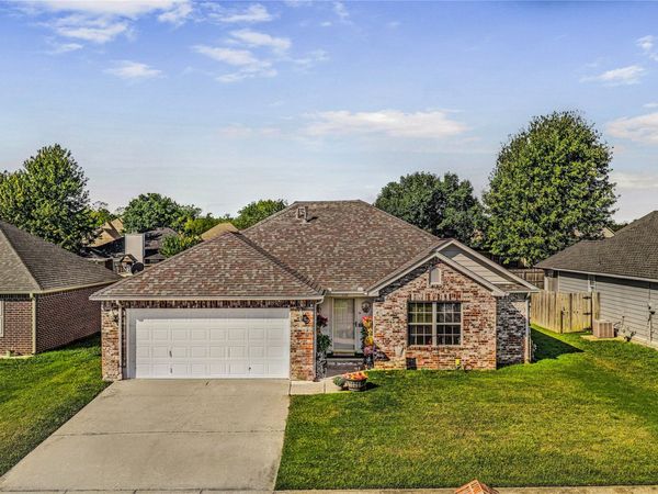 1119 S Spinnaker Drive, Oologah, OK 74053