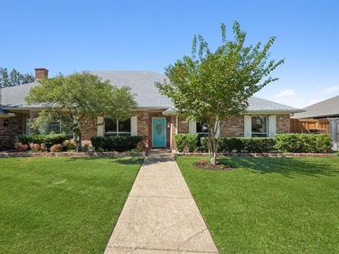 16353 Lauder Lane, Dallas, TX 75248