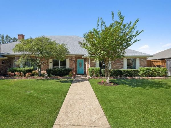 16353 Lauder Lane, Dallas, TX 75248