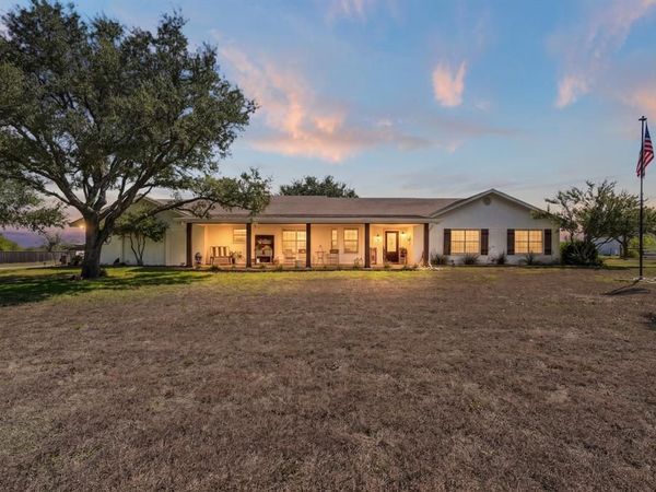 458 Mitchell Road , Lorena, TX 76655