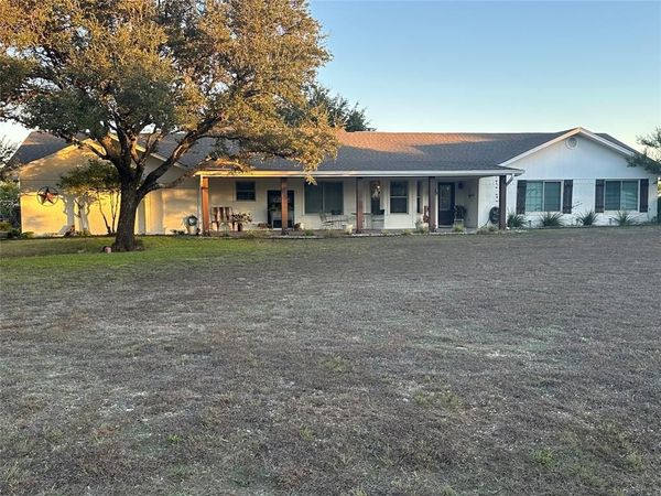 458 Mitchell Road , Lorena, TX 76655
